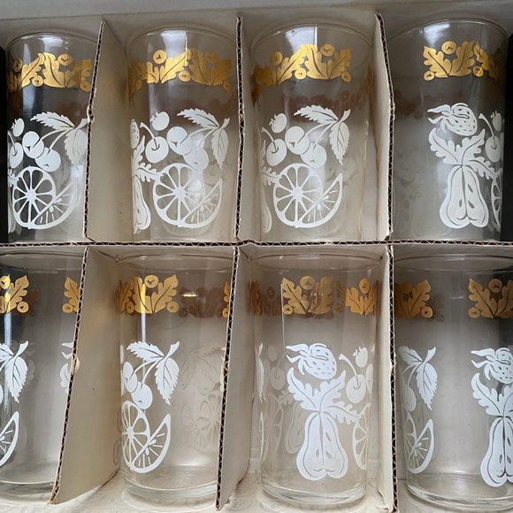Vintage Other - 8 Vintage Federal Drinkware Glasses New in Box White Fruit Gold Leaf Design